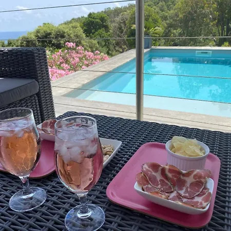 Дом отдыха With Pool, Sea View, Ste Lucie De Porto-vecchio *