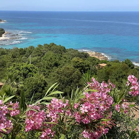 度假居 With Pool, Sea View, Ste Lucie De Porto-vecchio